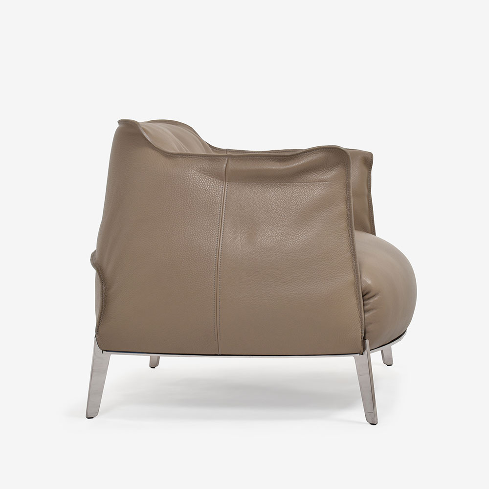 PoltronaFrau（ポルトローナ・フラウ）アームチェア「アーチボルドグランコンフォート」革オリーチェ色 #Orice【お手入れキットの特典付き】