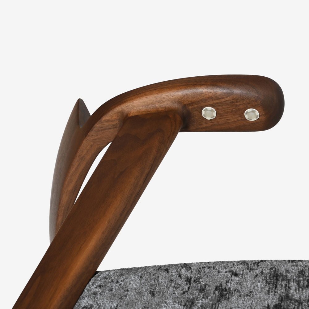 ダイニングチェア (半肘付き)「シャルダン S-BW125A」ウォールナット材TP色/布#CモナルカBK【受注生産品】