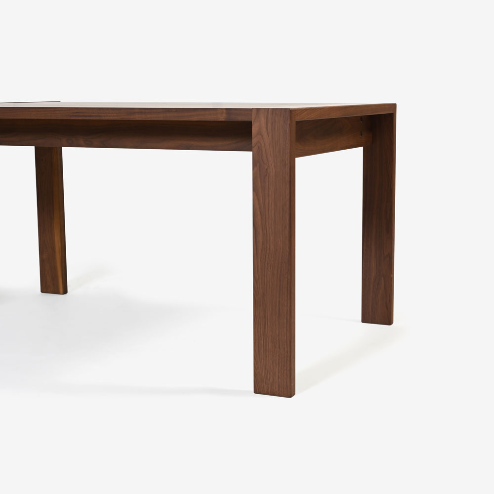 伸長式ダイニングテーブル「ST-BW2228」幅135-180cm ウォールナット材【受注生産品】