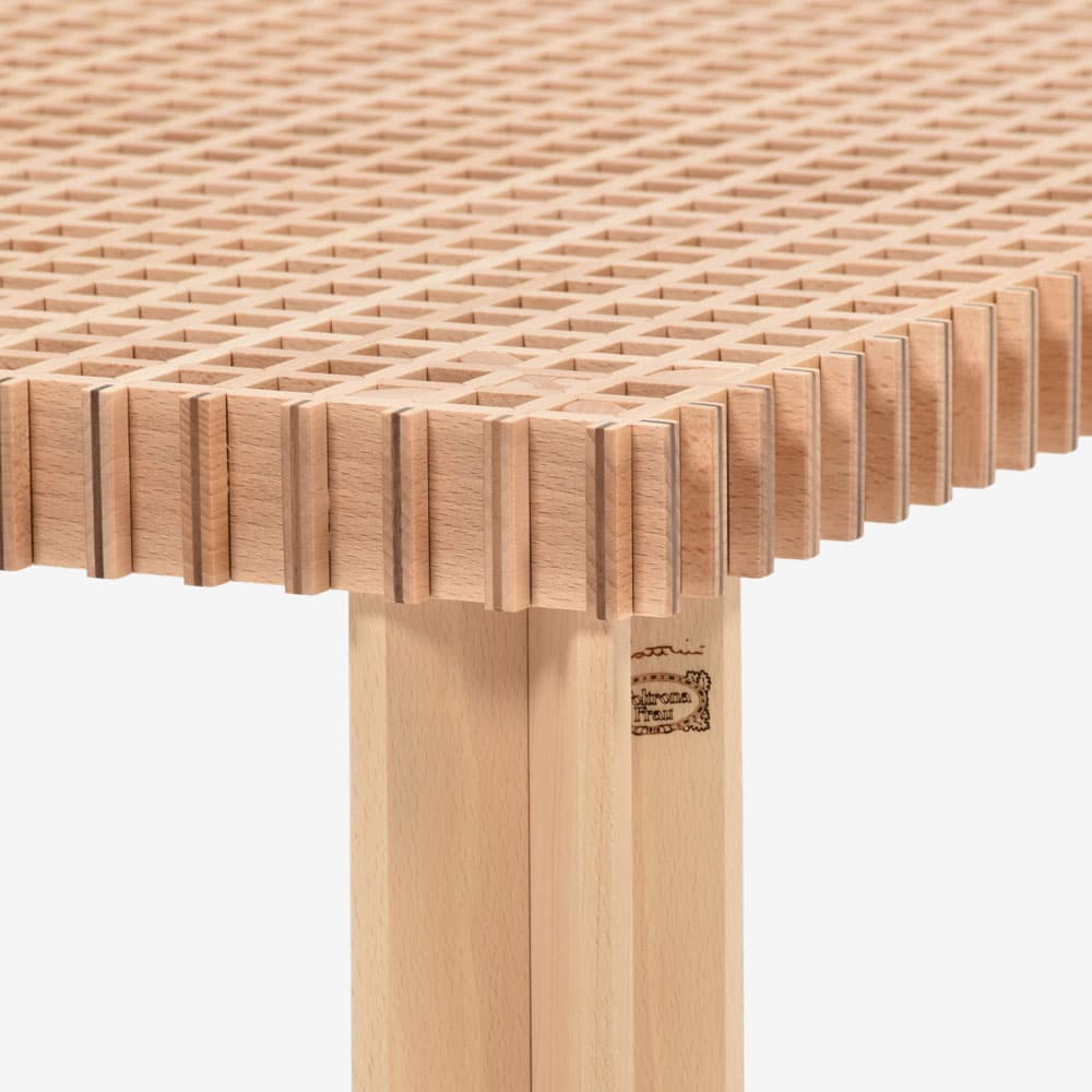 PoltronaFrau（ポルトローナ・フラウ）センターテーブル「キョウト」幅102cm ビーチ材