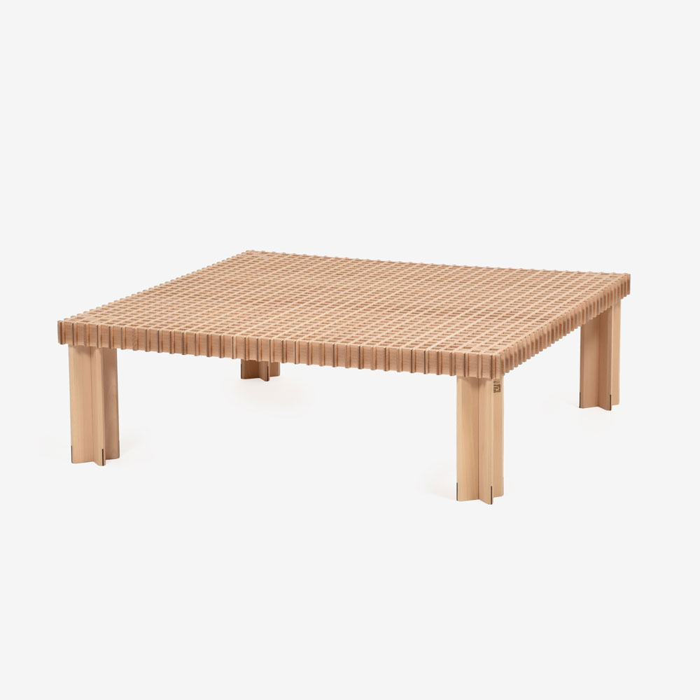 PoltronaFrau（ポルトローナ・フラウ）センターテーブル「キョウト」幅102cm ビーチ材