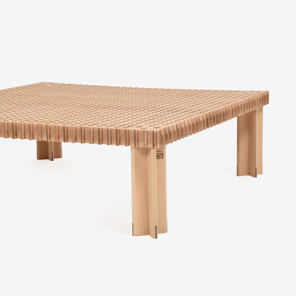 PoltronaFrau（ポルトローナ・フラウ）センターテーブル「キョウト」幅102cm ビーチ材