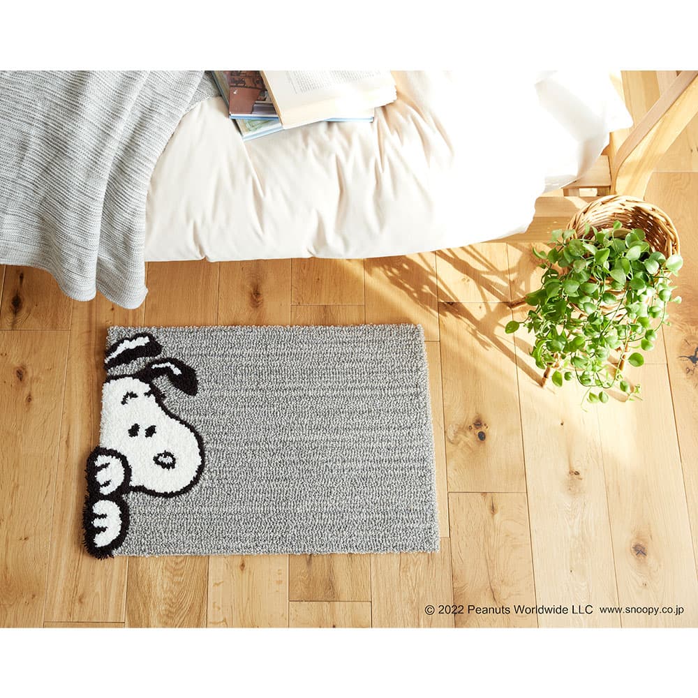 マット「スヌーピー チラリマット」 65x45cm PEANUTS(ピーナッツ)