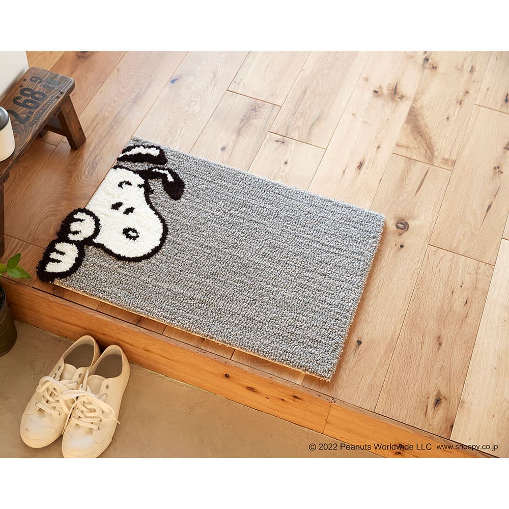 マット「スヌーピー チラリマット」 65x45cm PEANUTS(ピーナッツ)