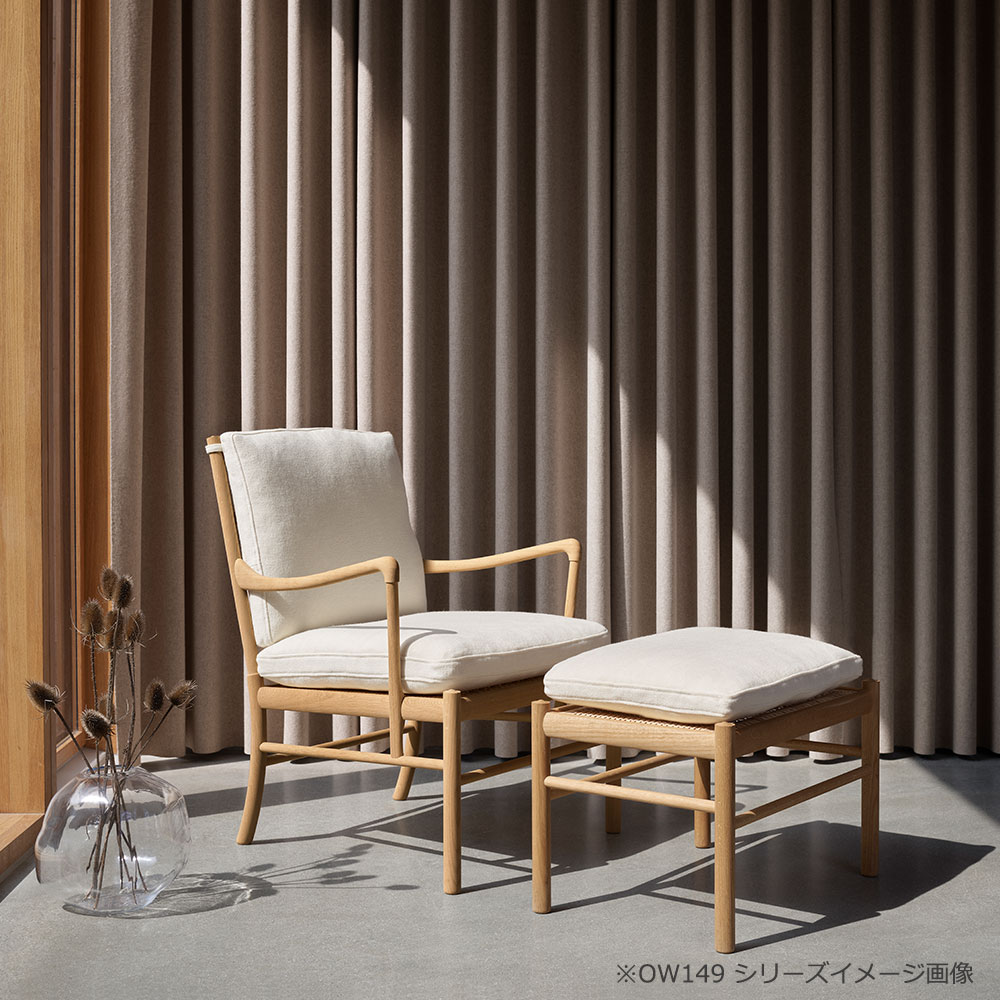 カール・ハンセン＆サン スツール「OW149F Colonial footstool」オーク材オイル仕上げ 革全2色【受注生産品】
