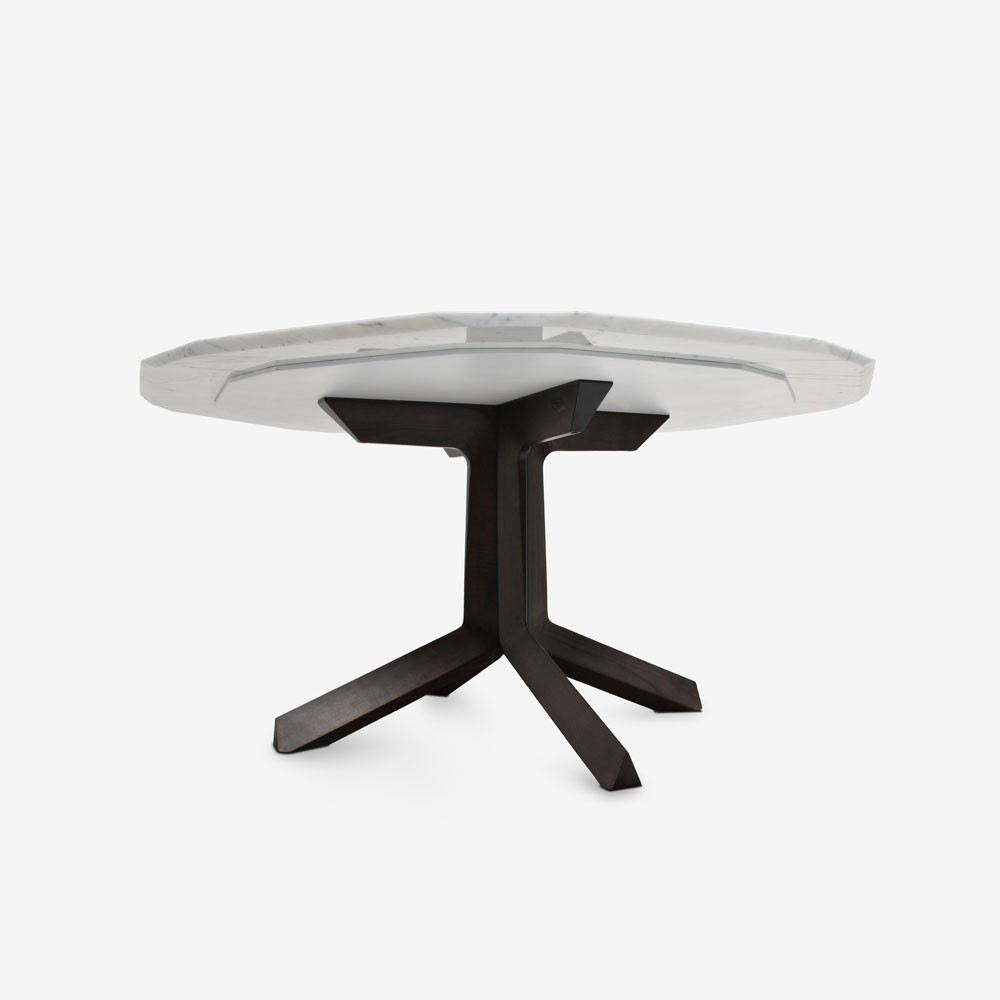 PoltronaFrau（ポルトローナ・フラウ）ダイニングテーブル 「オセロ」八角形 大理石アラベスカート 脚アッシュ材モカ色