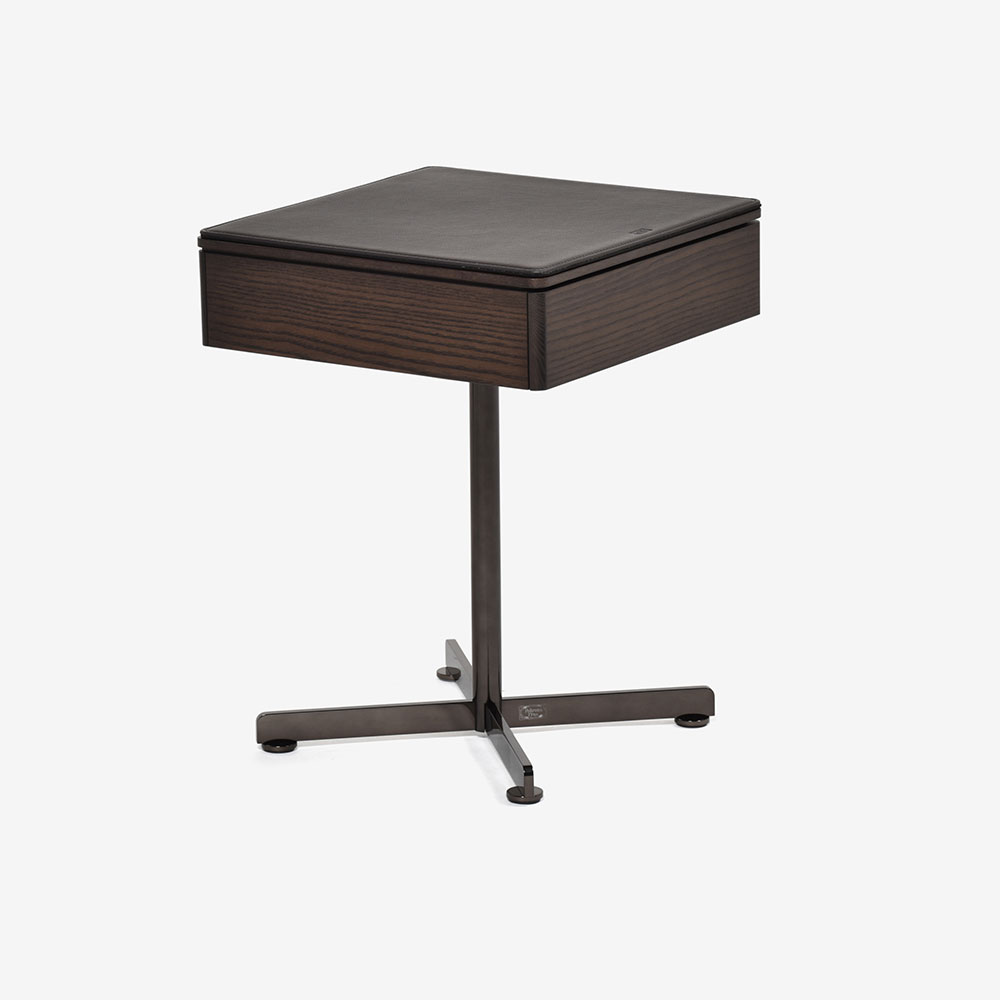 PoltronaFrau（ポルトローナ・フラウ）ナイトテーブル「ボブ ウィズドロワー」 40cm角 アッシュ材 レザーパッド付