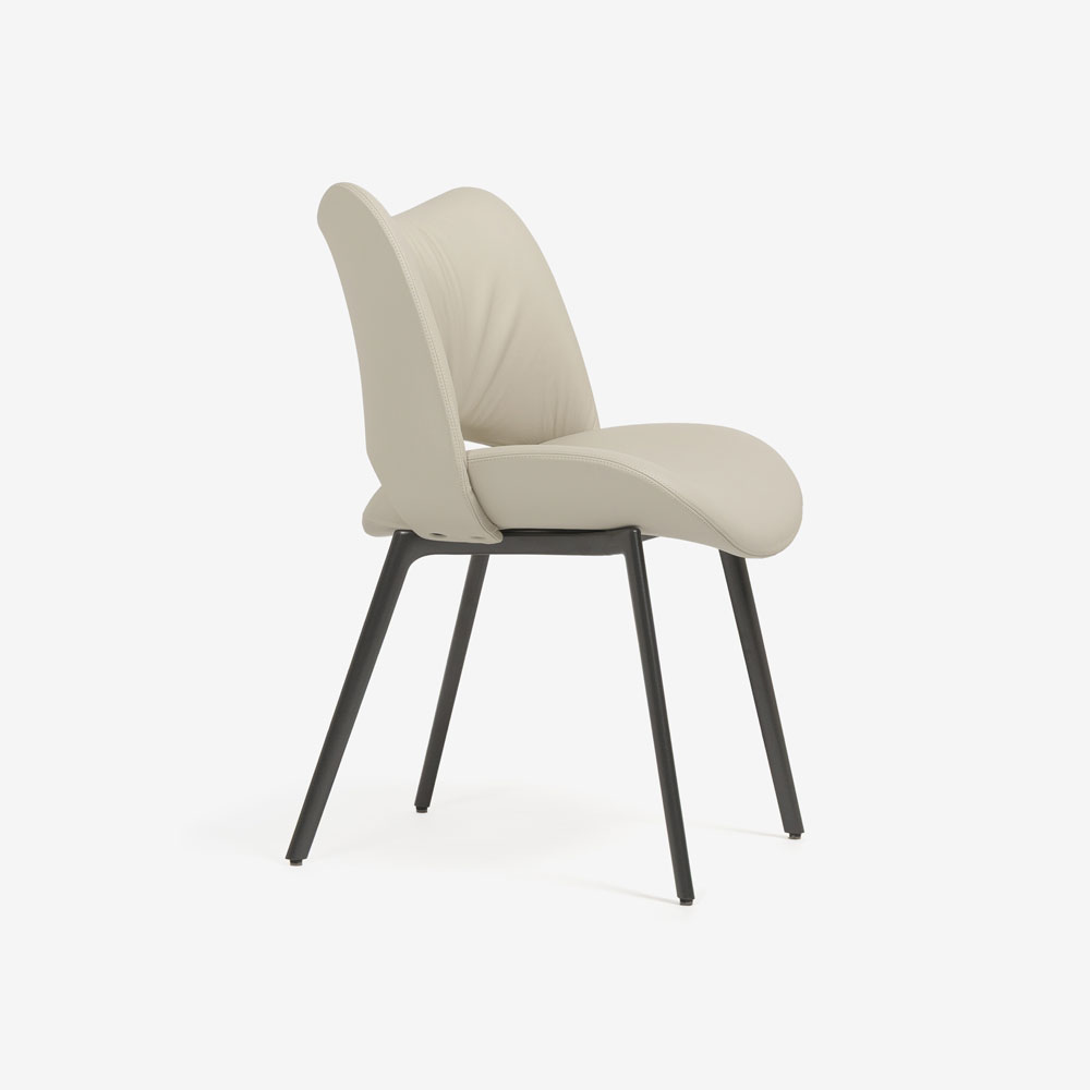 PoltronaFrau（ポルトローナ・フラウ）ダイニングチェア「ニース」革スタッコ色 #SC05 Stucco