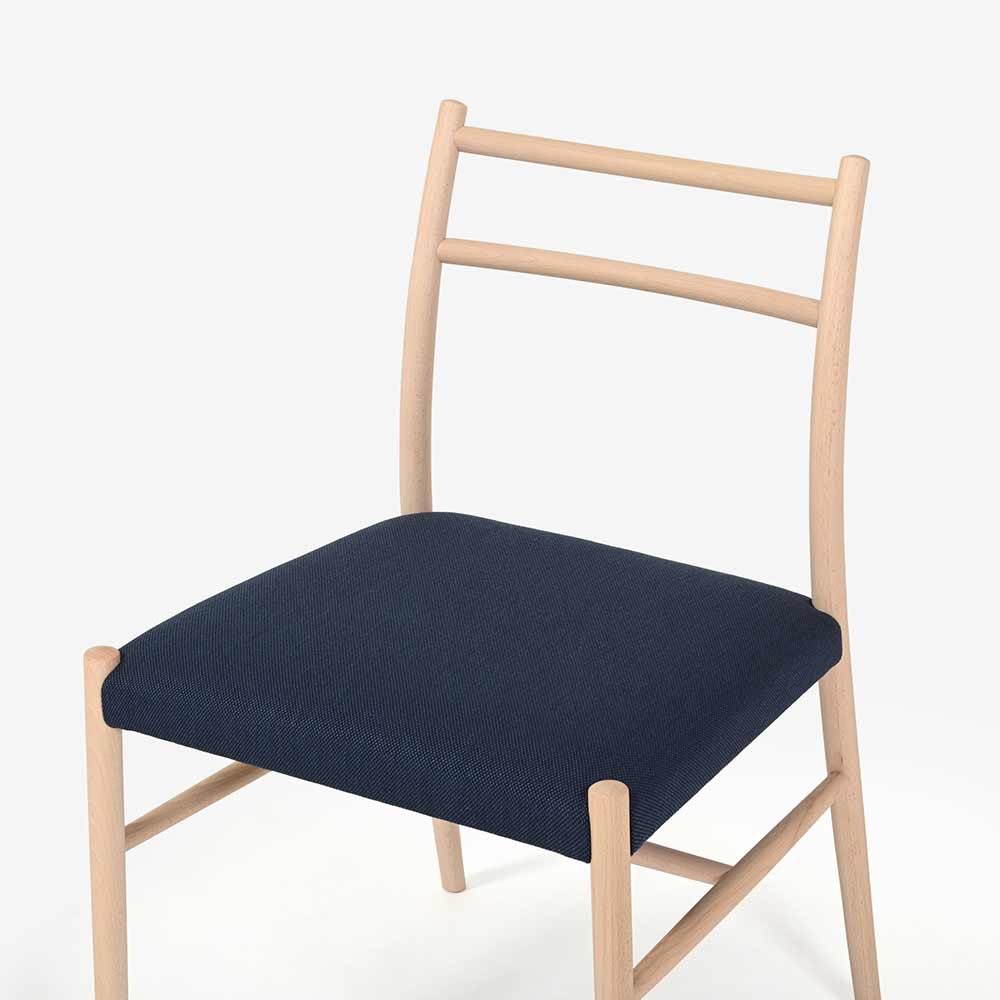 秋田木工 ダイニングチェア「ルフト」ブナ材白木塗装 張地 布#スチールカットトリオ0796【2脚セット】【セール対象品のため10%OFF】