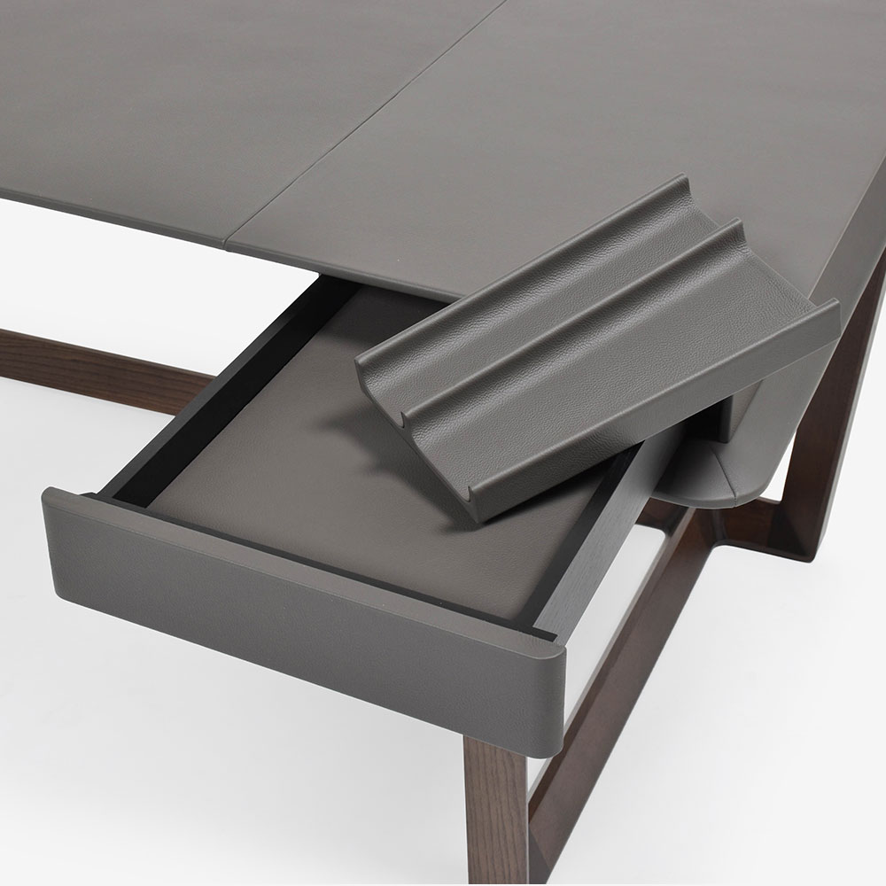 PoltronaFrau（ポルトローナ・フラウ）デスク「Peek-a-Book ピーカブック」幅183cm アッシュ材セピア色 革#CS28【次回入荷未定】