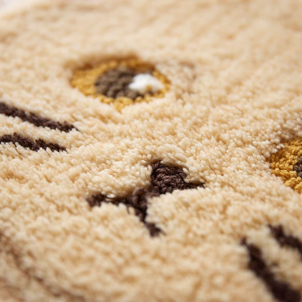 ラグ「スコスワリ」クリーム 72ｘ70cm