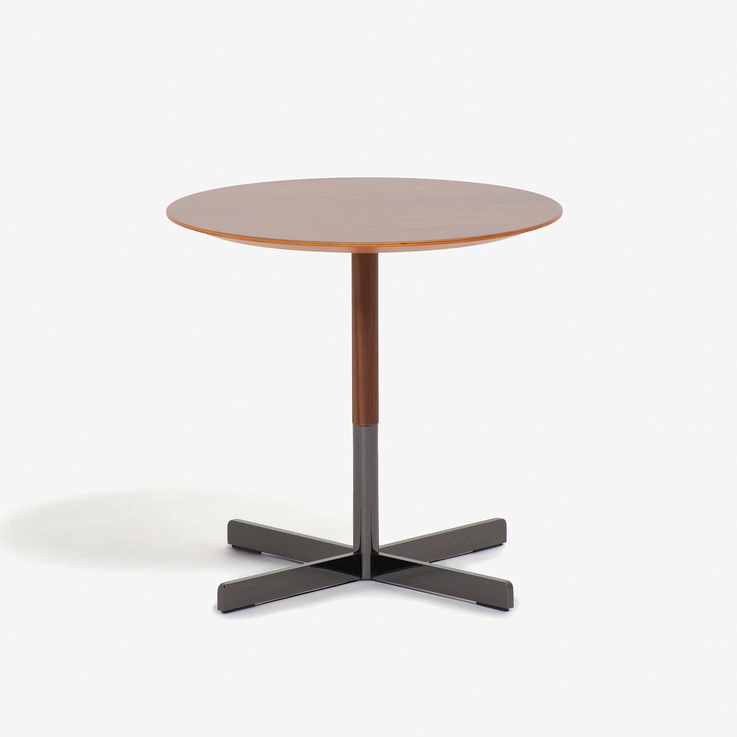 PoltronaFrau（ポルトローナ・フラウ）サイドテーブル 「ボブ」 ロータイプ 丸46cm ウォールナット材【次回入荷未定】