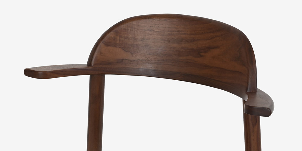 ダイニングチェア「YU ユー UC2B-WN」の背もたれイメージ