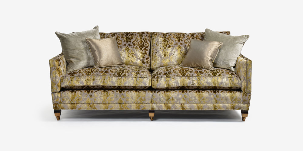 ソファ「TRAFALGAR トラファルガー」の正面