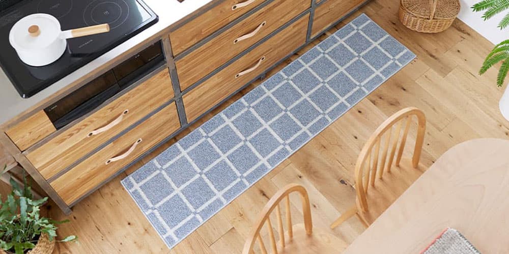 キッチンマット「オセロ」ブルー180x45使用イメージ