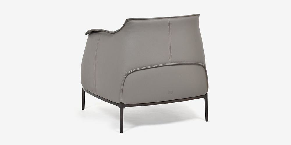 「アーチボルドラージ」革トープ色の背面