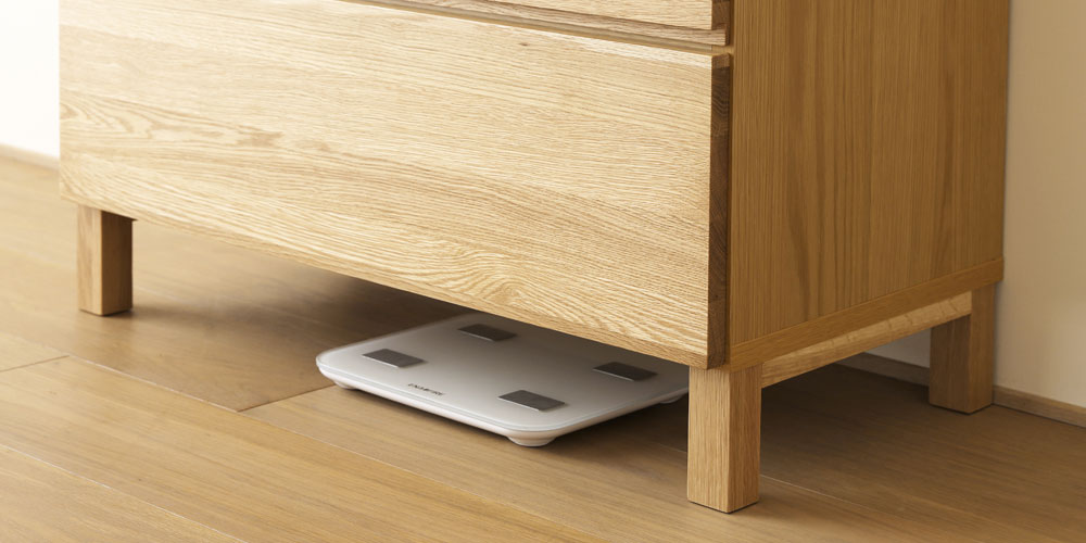 リビングチェスト「レッチェ」幅80cm ホワイトオーク材の脚部