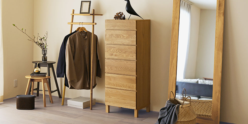 リビングハイチェスト「レッチェ」幅50cm ホワイトオーク材のコーディネートイメージ