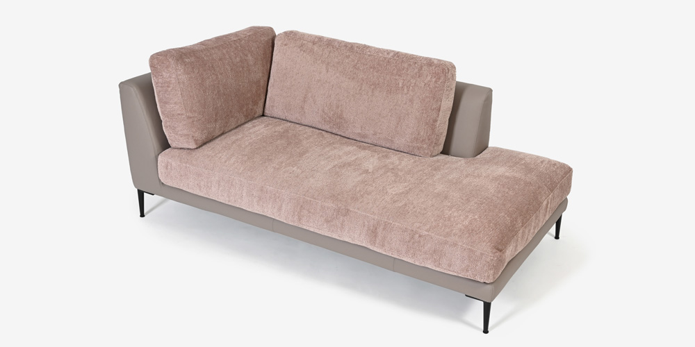 甘すぎないくすみピンクで至福のパーソナルスペースを