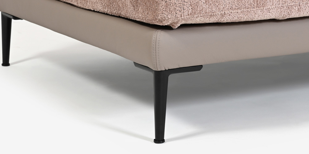 コーナーカウチソファ「メダ」金属の脚部