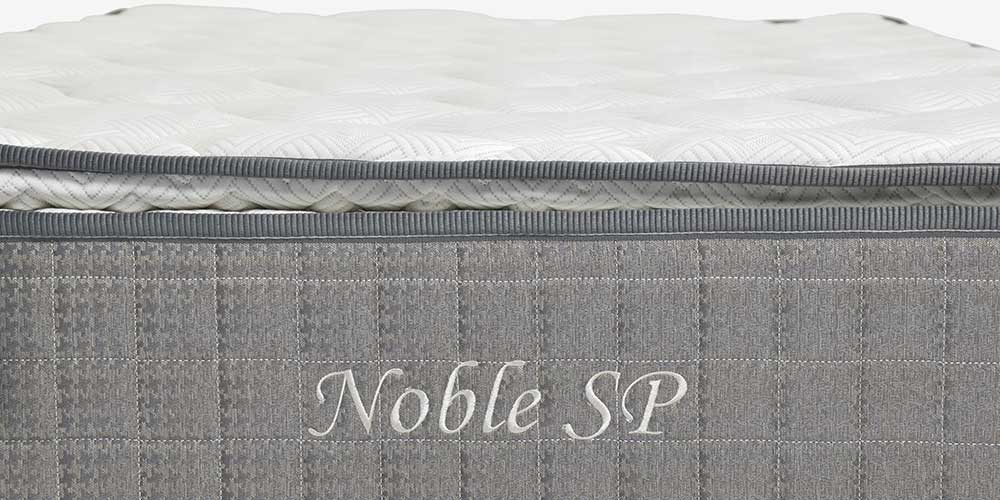 ノーブルSP ロゴ刺繍