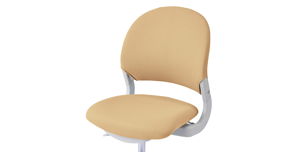 長時間座っても疲れにくいモールドウレタンを使用した背・座クッション