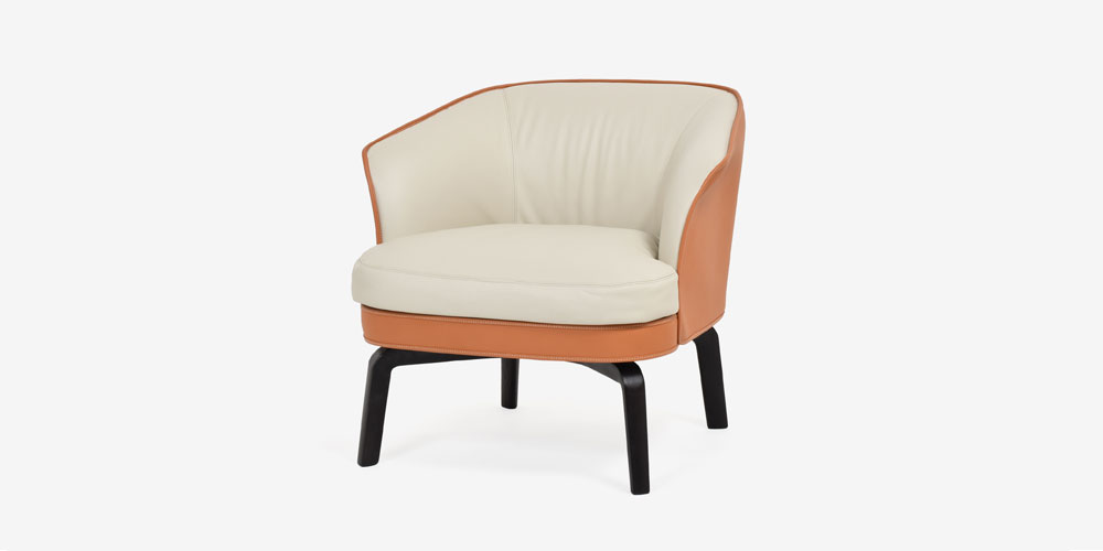 PoltronaFrau（ポルトローナ・フラウ）アームチェア「ニヴォラ」