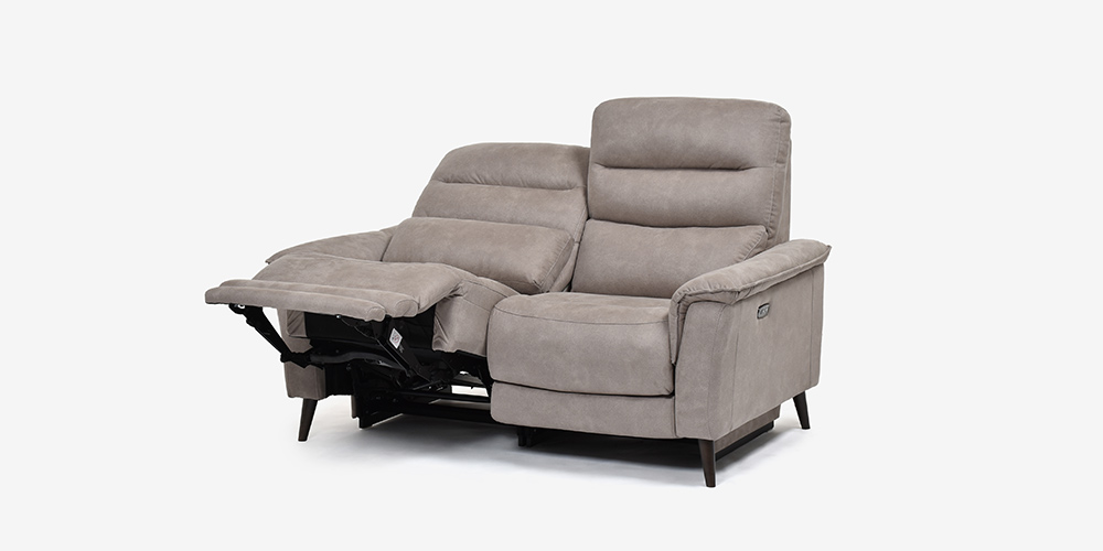 【斜め正面画像】電動リクライニングラブソファ 2人掛け 幅160cm「レイーダ」布#B-946 シルバー色