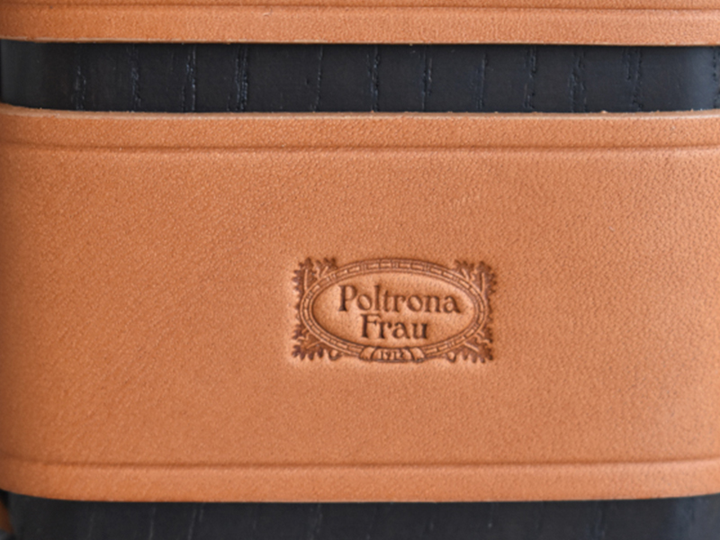 PoltronaFrau（ポルトローナ・フラウ）ベンチ「ブレラ」幅180cm 革キャメル色 #Saddle Extra Cammello